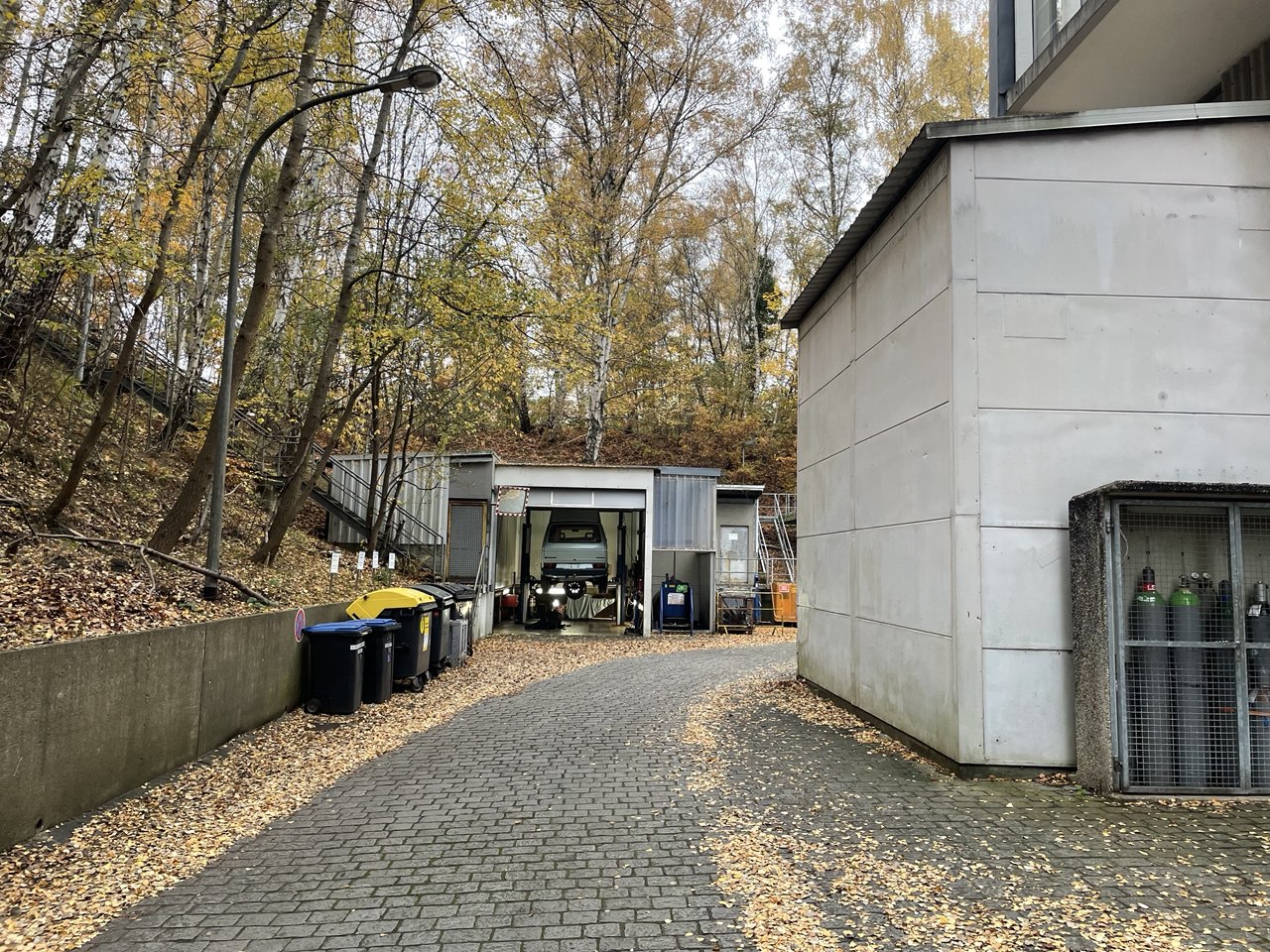 Car workshop